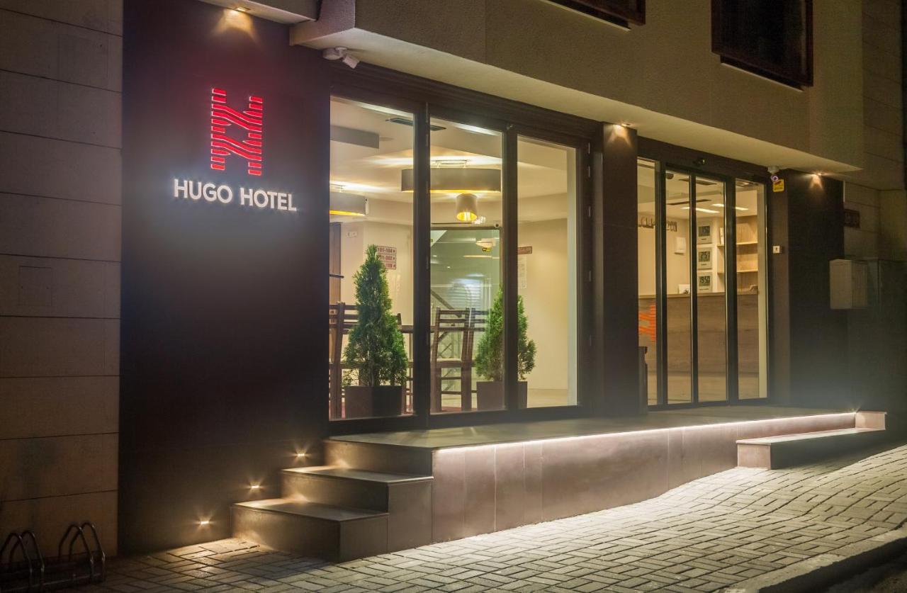 Hugo Hotel Warna Exterior foto